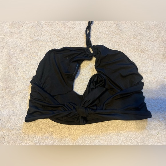 Wet Seal Black Wrap n Tie Top - Picture 4 of 7